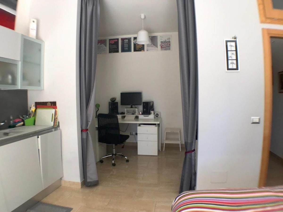 Apartment Spacious And Bright Flat In
